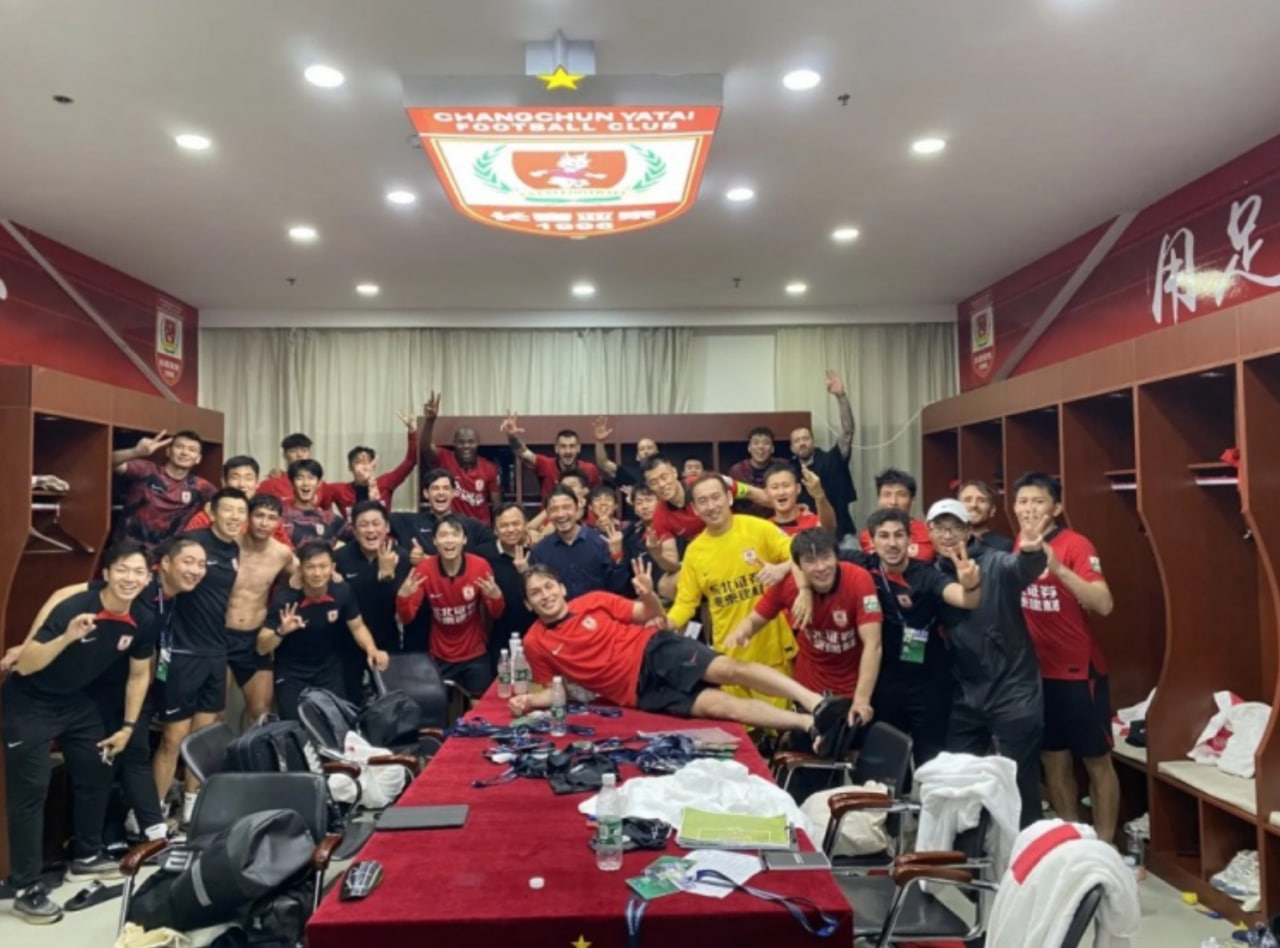 谭龙绝杀助亚泰险胜，迪力依米提致谢球迷