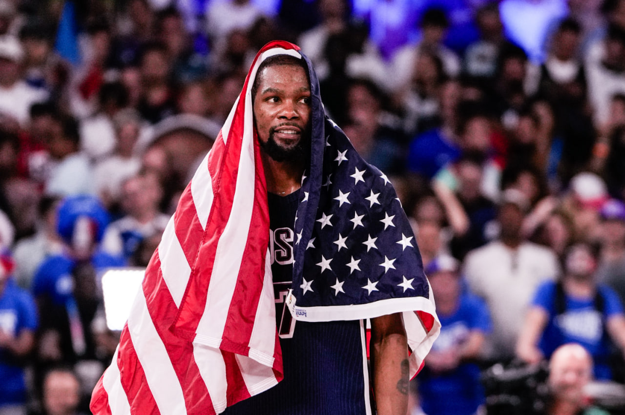 NBA巨星杜兰特投资巴黎圣日耳曼，开启跨界合作新篇章